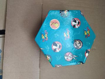 mooi kistje Looney Tunes met kleuren, wasko enz.. nieuw  beschikbaar voor biedingen