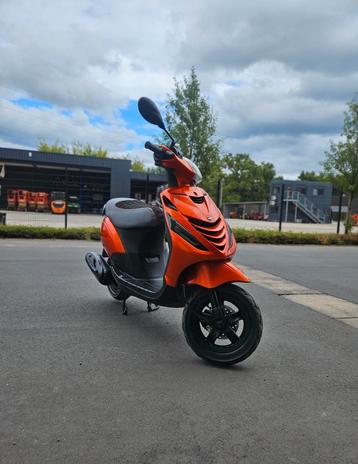 Piaggio Zip "Amber Orange" klasse A 4 takt 2014 - 9.580 km beschikbaar voor biedingen