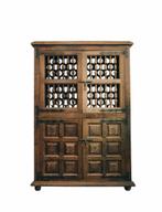 Antieke kledingkast in Spaanse stijl, Antiek en Kunst, Ophalen