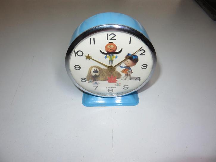 Réveil BAYARD Vintage "Le manège enchanté" 1966, Antiquités & Art, Antiquités | Horloges, Enlèvement ou Envoi