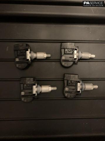 4x Originele Jaguar TPMS sensoren voor Jaguar F Pace  beschikbaar voor biedingen