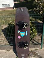 SLINGSHOT  wakeboard, schoenmaat 40-48 cm, Watersport en Boten, Wakeboarden, Ophalen, Zo goed als nieuw