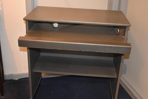 computertafel merk "shneider", Huis en Inrichting, Bureaus, Zo goed als nieuw, Bureau, Ophalen of Verzenden