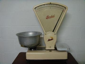 Ancienne balance BERKEL 1936 beschikbaar voor biedingen