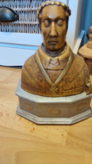 zeer zeldzaam heiligenbeeldje in terracotta  beschikbaar voor biedingen