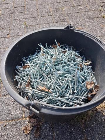 Schroeven 5.0x70 gegalvaniseerd merk Spax beschikbaar voor biedingen