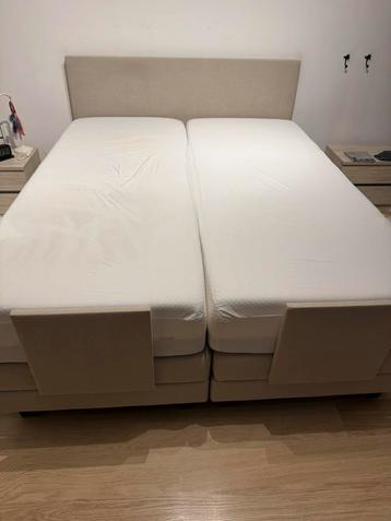 Elektrische Boxspring 2 persoons perfecte staat beschikbaar voor biedingen