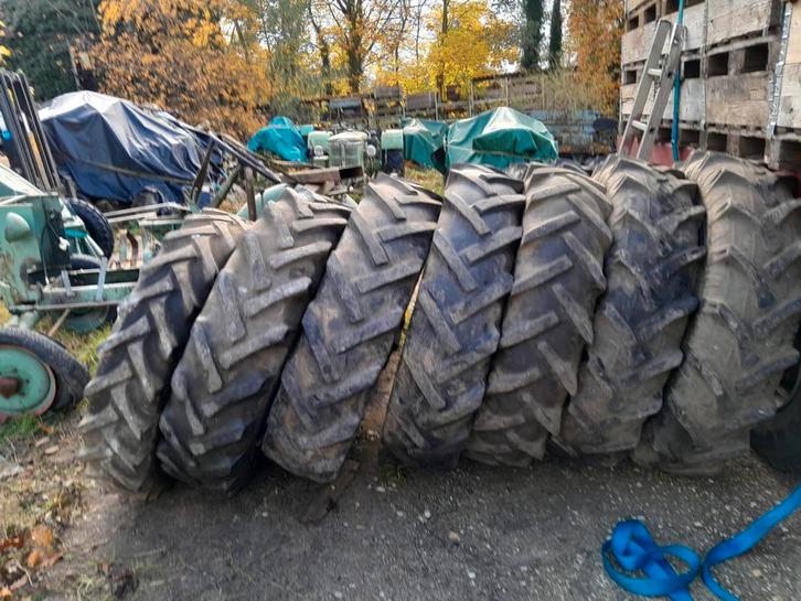 Tractorbanden 28  30 en 32 duim, Zakelijke goederen, Landbouw | Onderdelen | Banden, Velgen en Assen, Ophalen