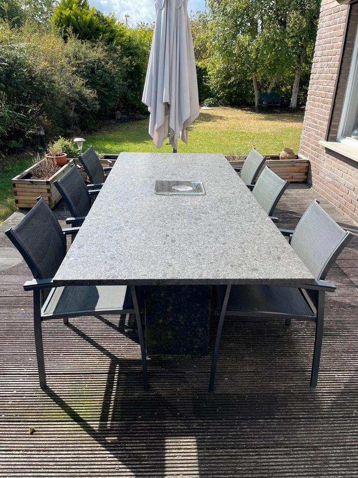 Complete tuinset granieten tafel VASTE SPOTPRIJS, Tuin en Terras, Tuinsets en Loungesets, Zo goed als nieuw, Tuinset, Ophalen