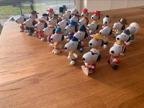 McDonald’s - Snoopy World Tour - Complete Set, Verzamelen, Poppetjes en Figuurtjes, Zo goed als nieuw, Ophalen