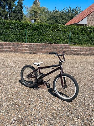 GT Race Bmx Pumptrack Dirt beschikbaar voor biedingen