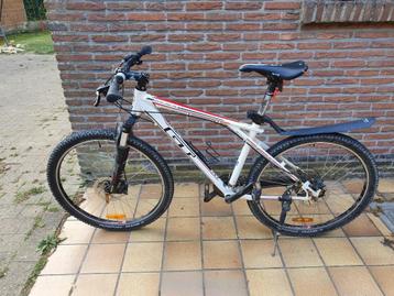 mountebike GT beschikbaar voor biedingen
