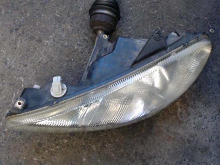 Optique avant gauche Peugeot 206 phase 1, Autos : Pièces & Accessoires, Éclairage, Peugeot, Utilisé, Enlèvement ou Envoi