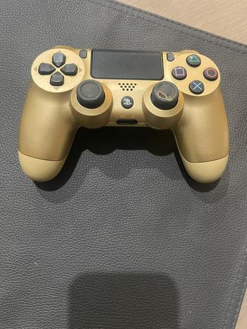 Sony PlayStation 4 Dualshock 4 V2 goudkleur beschikbaar voor biedingen