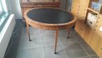 table ovale en bois poli, plateau cuir noir., Antiquités & Art, Antiquités | Meubles | Tables, Enlèvement