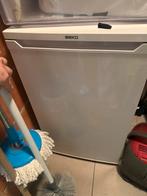 Koelkast Beko New!!, Elektronische apparatuur, Vriezers en Diepvrieskisten, Ophalen, Zo goed als nieuw