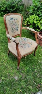 Fauteuil cabriolet Style Louis XV à donner, Antiek en Kunst, Antiek | Meubels | Stoelen en Sofa's, Ophalen