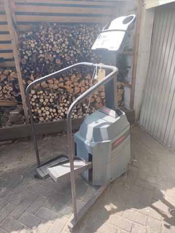 Life Fitness 9500HR professionele stepper beschikbaar voor biedingen