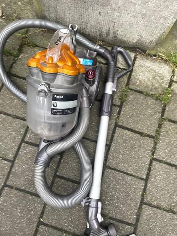 aspirateur Dyson DC 19 X2