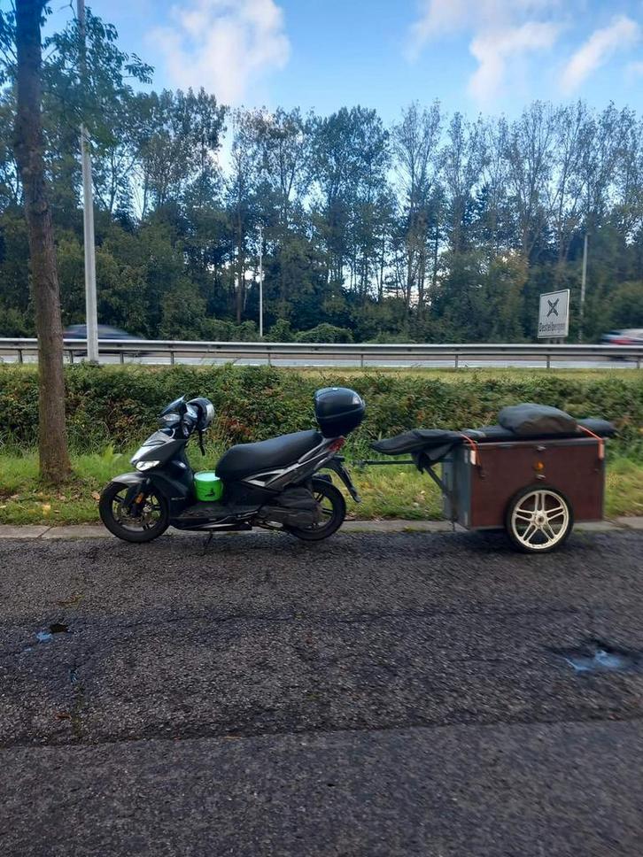 aanhangwagen bromfiets, Fietsen en Brommers, Fietsaccessoires | Aanhangwagens en Karren, Gebruikt, Overige typen, 80 kg of meer