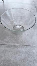 Glazen schaal perfect voor fruit of decoratie, Huis en Inrichting, Ophalen of Verzenden, Zo goed als nieuw, Schaal