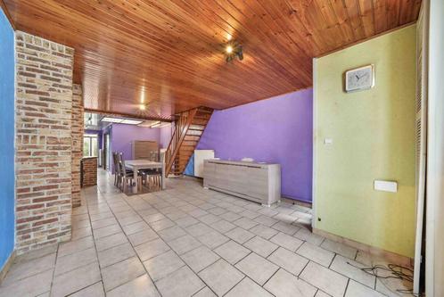 Maison de ville 3 chambres avec jardin, Immo, Huizen en Appartementen te koop, Provincie Henegouwen, 200 tot 500 m², Tussenwoning