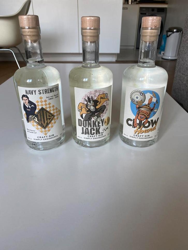 3 flessen gin, Verzamelen, Wijnen, Nieuw, Overige typen, Overige gebieden, Vol, Ophalen of Verzenden