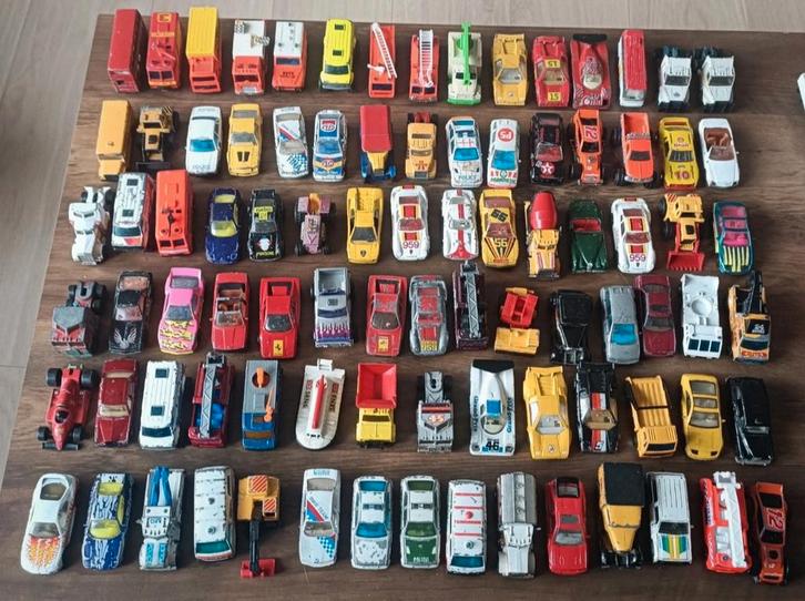 Meer dan 800 kleine auto's te koop op één kavel, Hobby en Vrije tijd, Modelbouw | Auto's en Voertuigen, Overige merken, Ophalen