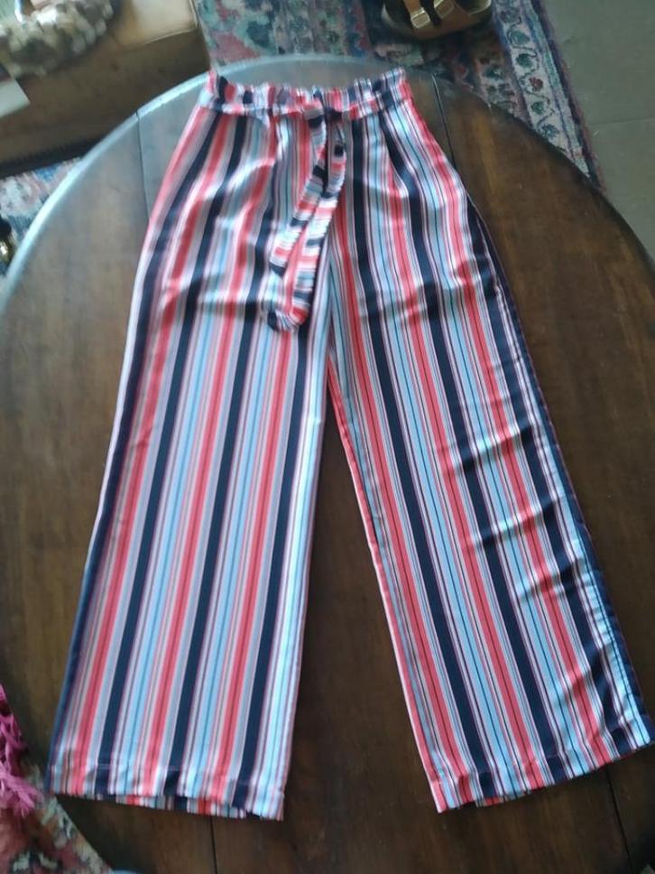 supermooie luchtige zomerbroek brede pijpen merk Noali XS, Kleding | Dames, Broeken en Pantalons, Zo goed als nieuw, Maat 34 (XS) of kleiner