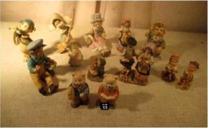 13 Prachtige Beeldjes in aardewerk en porselein, Verzamelen, Beelden en Beeldjes, Zo goed als nieuw, Ophalen of Verzenden