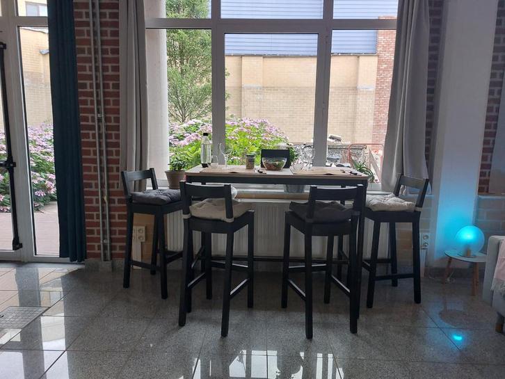 Bartafel + barstoelen, Huis en Inrichting, Tafels | Statafels, Zo goed als nieuw, Ophalen