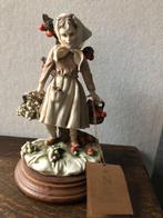Capodimonte - porcelaine - fille avec des fruits, Antiquités & Art, Enlèvement ou Envoi