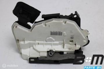 Portierslot RA VW Golf Sportsvan 5K4839016Q beschikbaar voor biedingen
