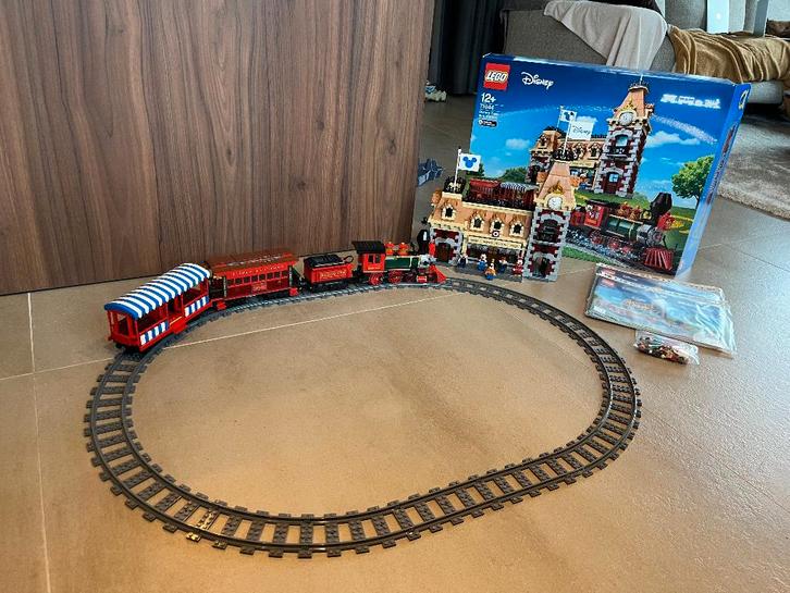 Lego Disney trein + station, setnr 71044, Kinderen en Baby's, Speelgoed | Duplo en Lego, Zo goed als nieuw, Lego, Complete set