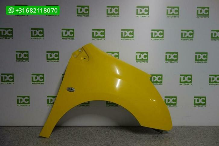 Citroen Berlingo ('08-'16) Voorscherm rechts geel, Auto-onderdelen, Carrosserie, Citroën, Gebruikt, Ophalen of Verzenden