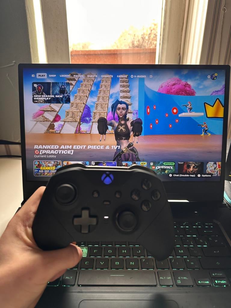 Manette Xbox Elite Series 2, Consoles de jeu & Jeux vidéo, Sans fil, Xbox Series S, Comme neuf, Enlèvement