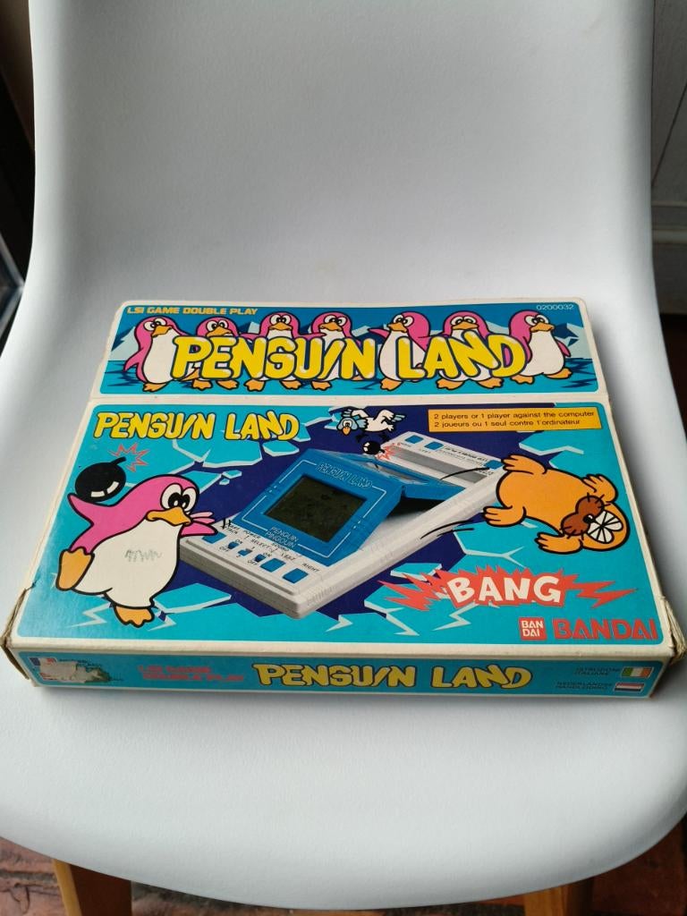 vintage portable Bandai Penguin Land 0200032 des années 80, Informatique & Logiciels, Ordinateurs Vintage, Enlèvement ou Envoi