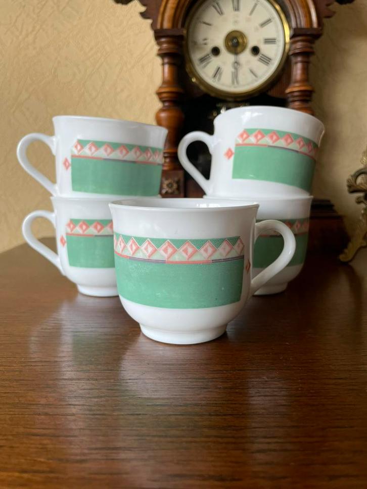 Set van 5 Arcopal Lancelot bekers, Huis en Inrichting, Keuken | Servies, Gebruikt, Kop(pen) en/of Schotel(s), Ophalen of Verzenden