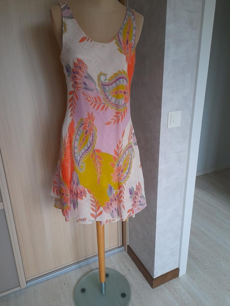 Kleedje 38, Ophalen of Verzenden, Nieuw, Maat 38/40 (M)