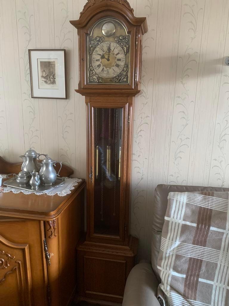 Staznde klok, Enlèvement