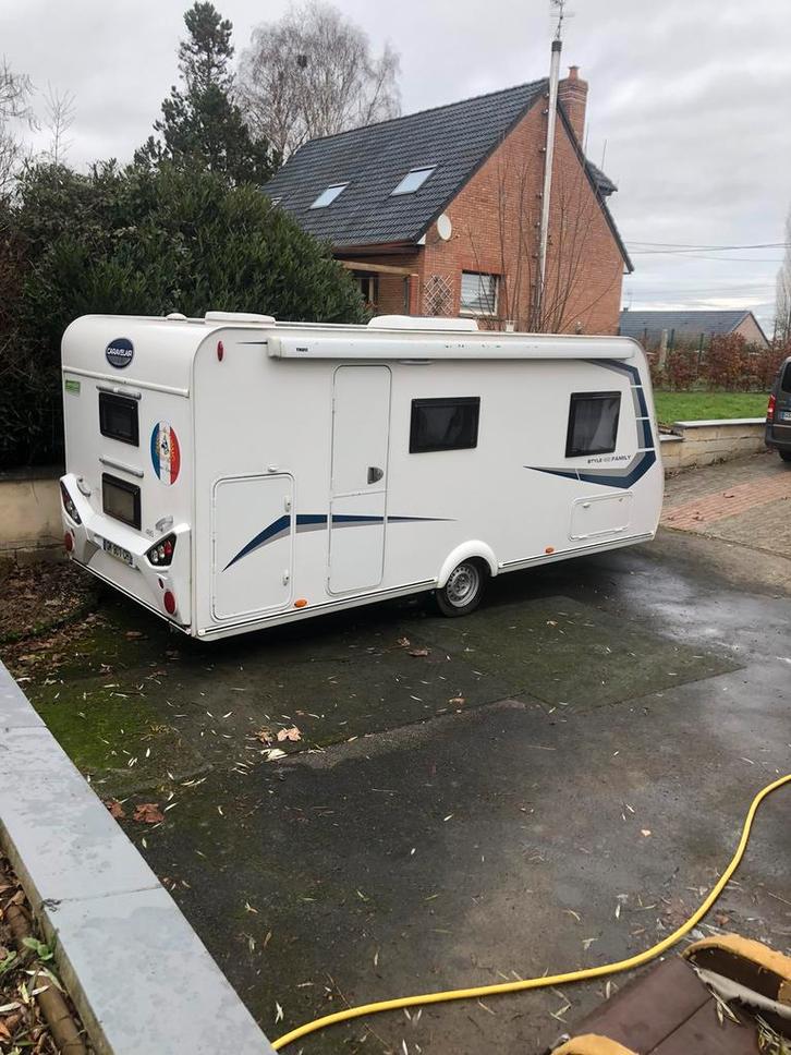 Caravan-caravan 486 Alba Family, Caravans en Kamperen, Caravans, Particulier, tot en met 6, 1000 - 1250 kg, Standaardzit, Caravelair