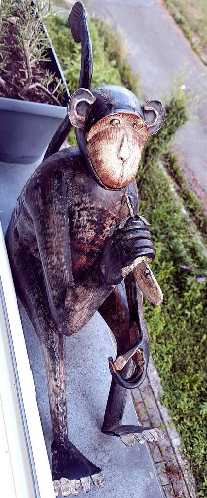 Statue singe en tole de qualité à saisir ️️️️️️️️️️️️️️️️↙️, Tuin en Terras, Tuinbeelden, Zo goed als nieuw, Overige typen, Metaal