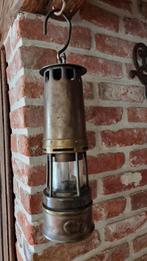 koperen mijnwerkerslamp, Ophalen, Koper