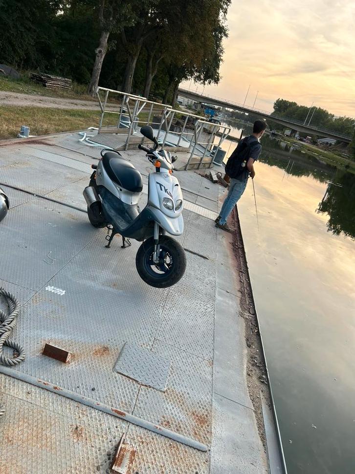 Peugeot Tkr, Vélos & Vélomoteurs, Scooters | Peugeot, Comme neuf, Enlèvement