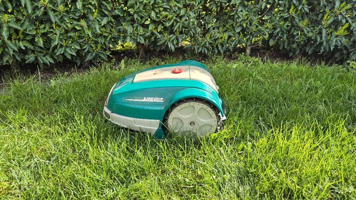Ambrogio L32 Deluxe, Jardin & Terrasse, Tondeuses robotisées, Comme neuf, Avec capteur de pluie, Contrôlable via l'application