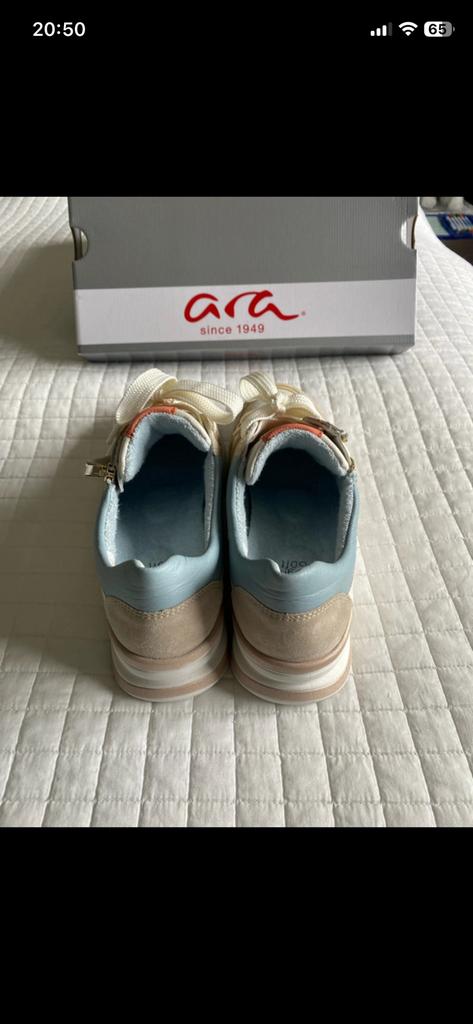 Chaussures Ara en daim – NEUVES – confort premium, Kinderen en Baby's, Babykleding | Schoentjes en Sokjes, Zo goed als nieuw, Ophalen