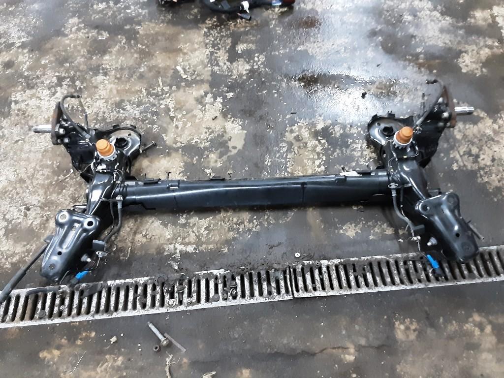 TRAIN ARRIERE Citroën C3 (SX / SW) (01-2016/-), Autos : Pièces & Accessoires, Utilisé, Citroën