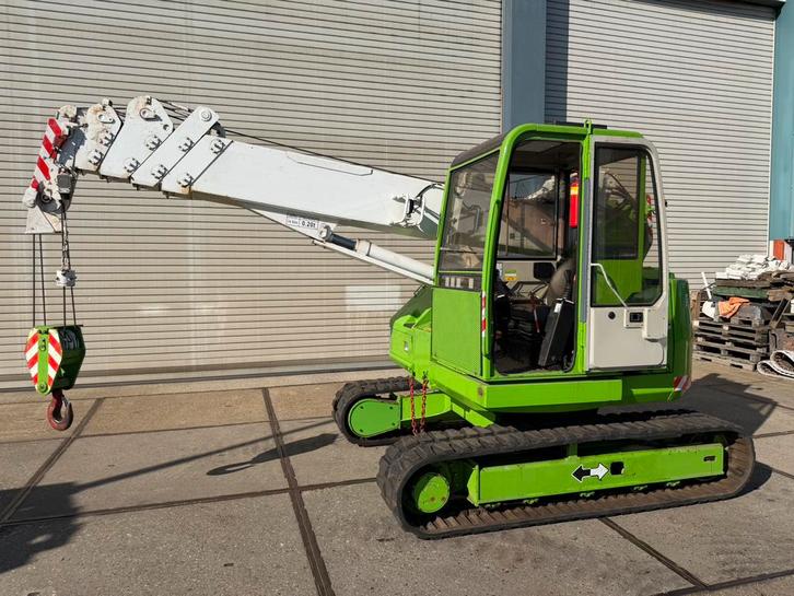 Maeda LC 755 €31000 of bieden, Articles professionnels, Machines & Construction | Grues & Excavatrices, Engin de levage, Enlèvement