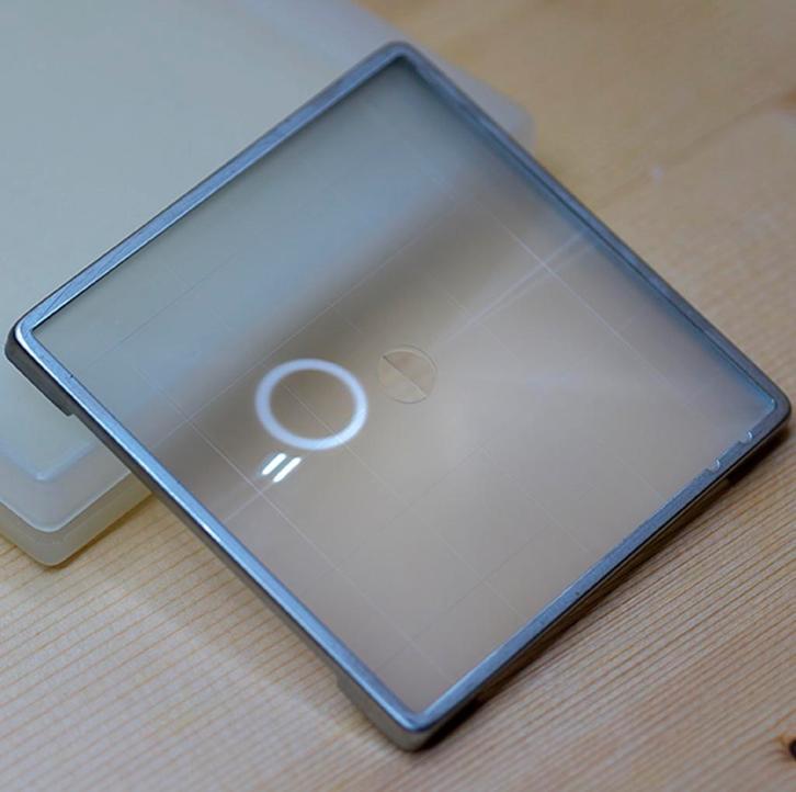 Hasselblad Acute Matte D Grid 42217 Focusing Screen Matglas, Audio, Tv en Foto, Foto | Filters, Zo goed als nieuw, Ophalen of Verzenden