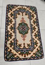 A vendre tapis fait main en Smyrne